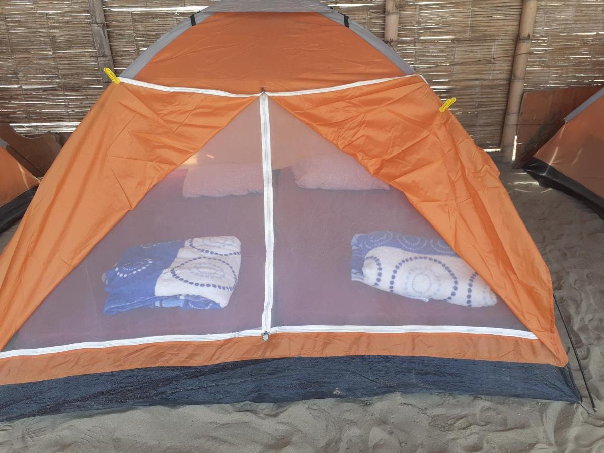 Pepon Surf Camp Hotell Máncora Exteriör bild