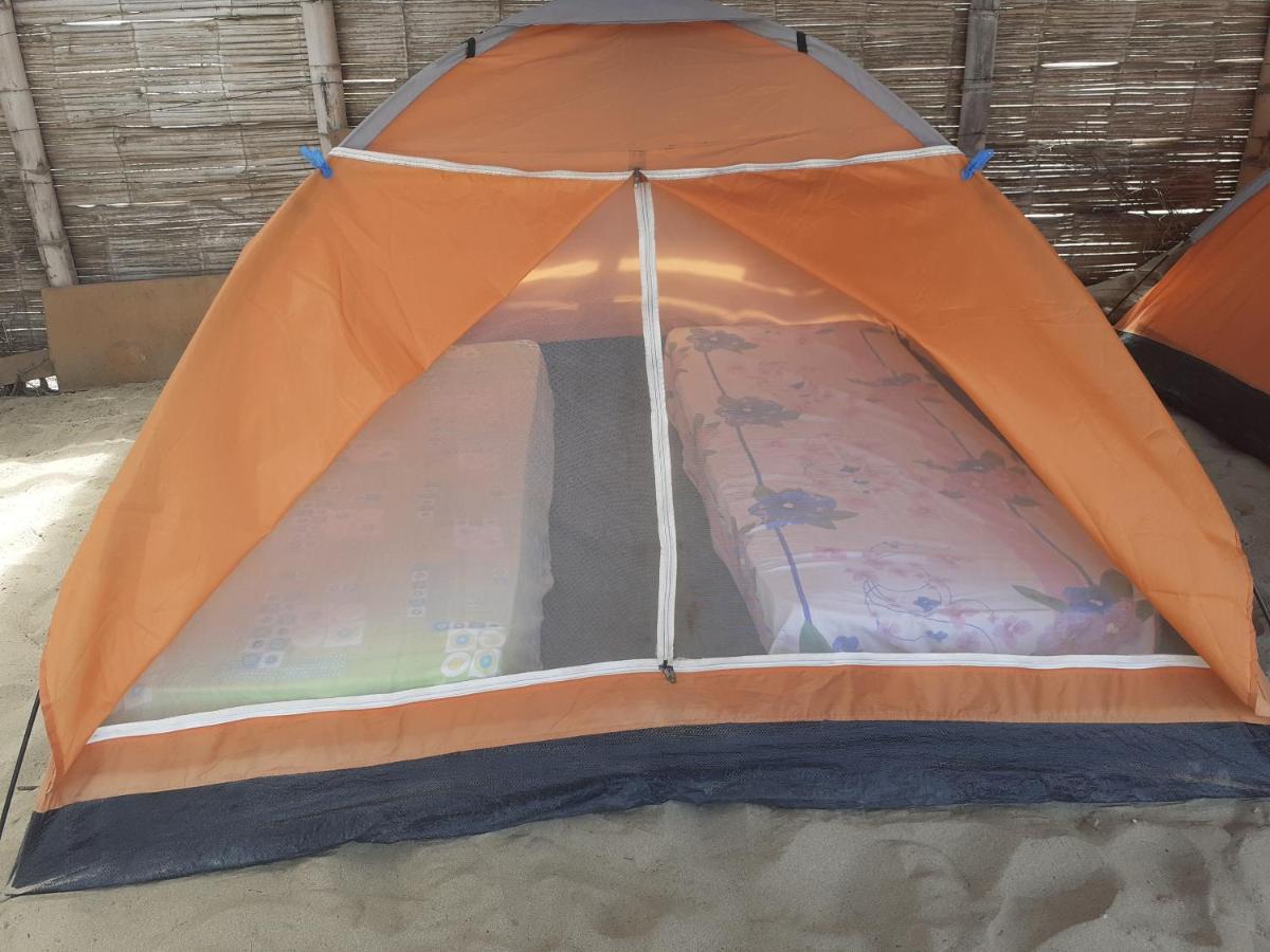 Pepon Surf Camp Hotell Máncora Exteriör bild