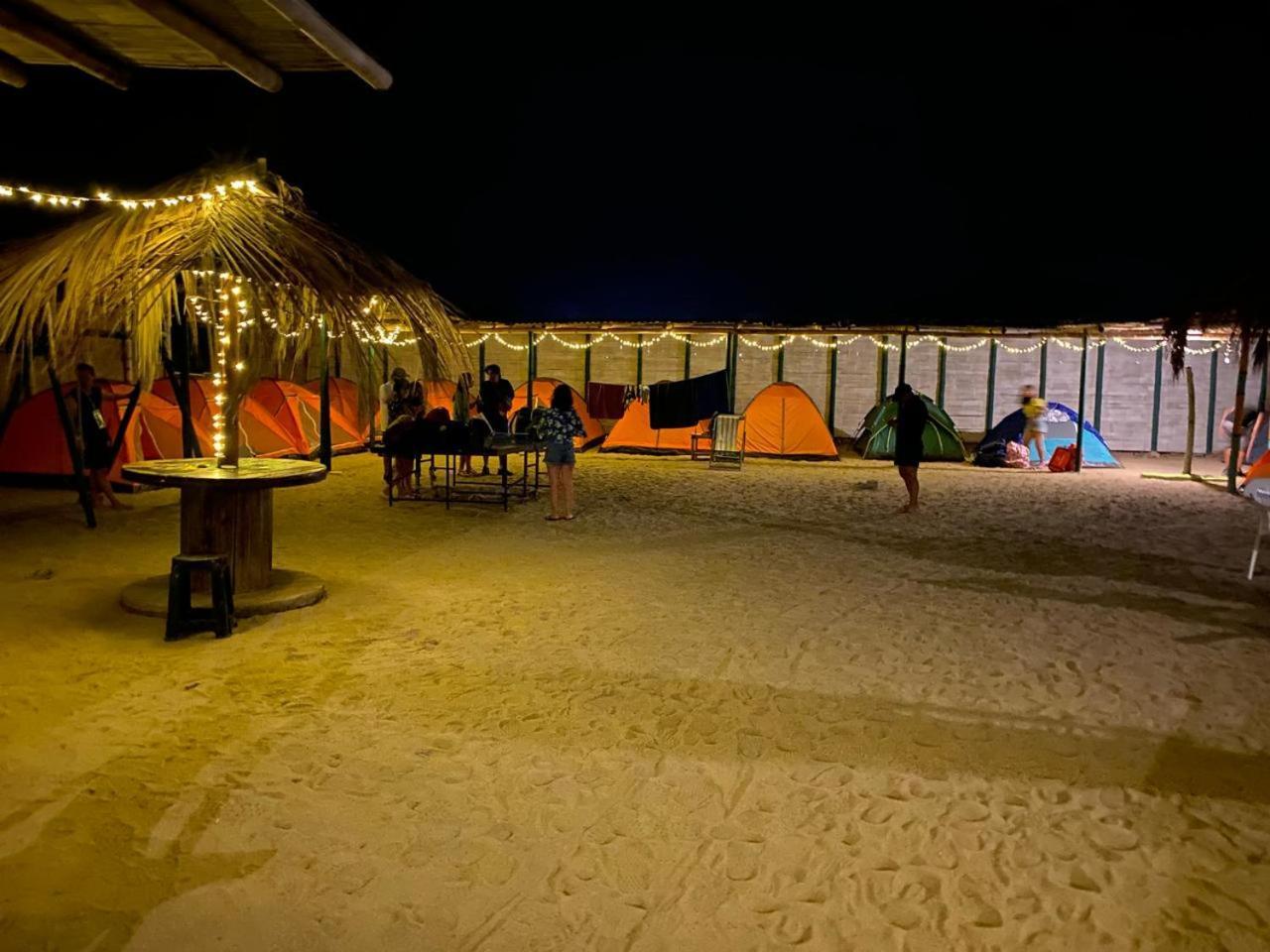 Pepon Surf Camp Hotell Máncora Exteriör bild