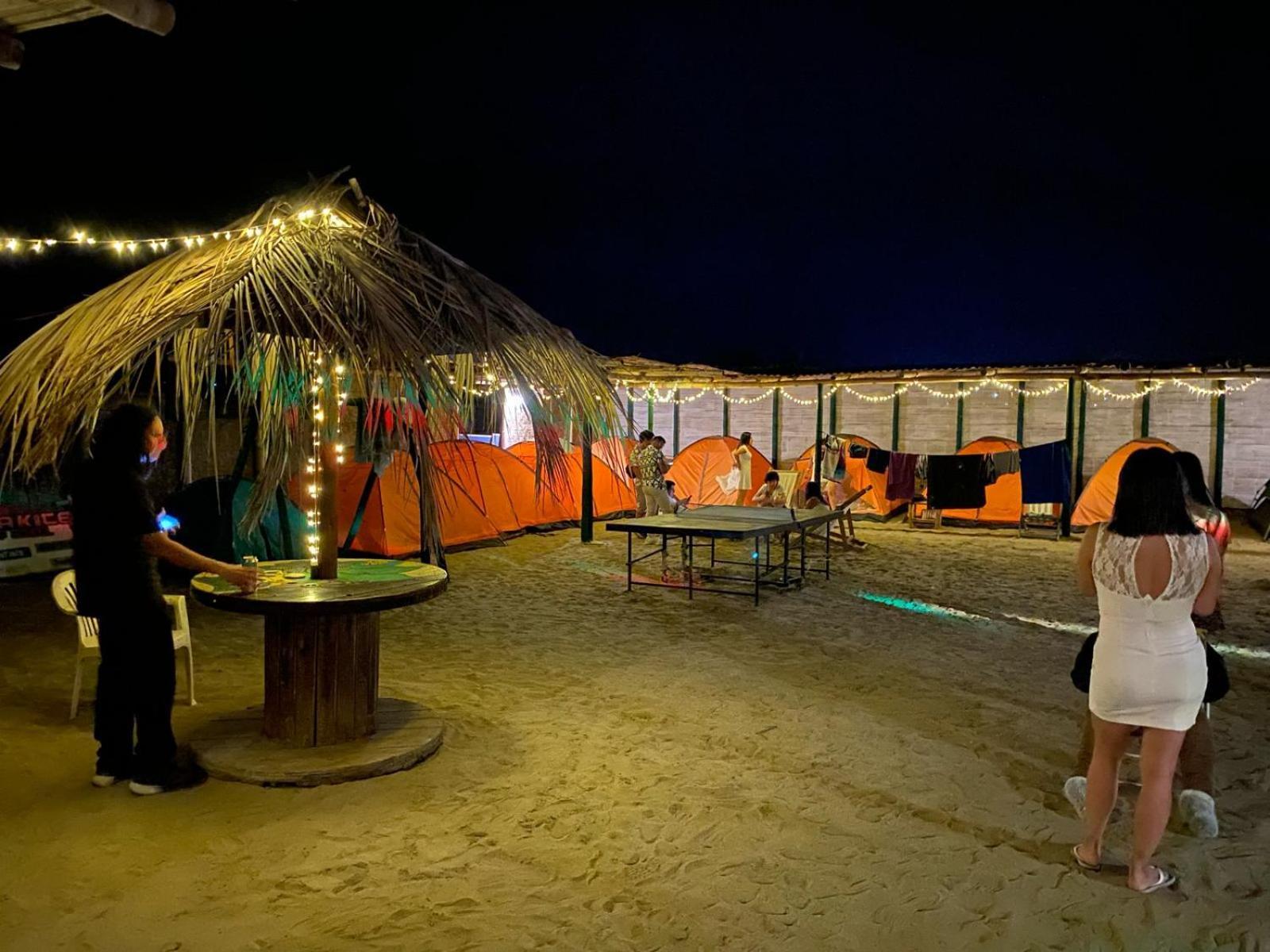 Pepon Surf Camp Hotell Máncora Exteriör bild